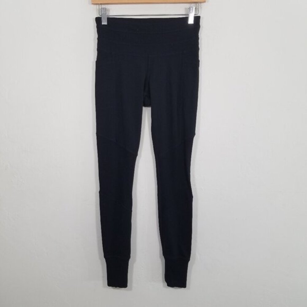 Athleta Legging with Side Pockets Black Size XS